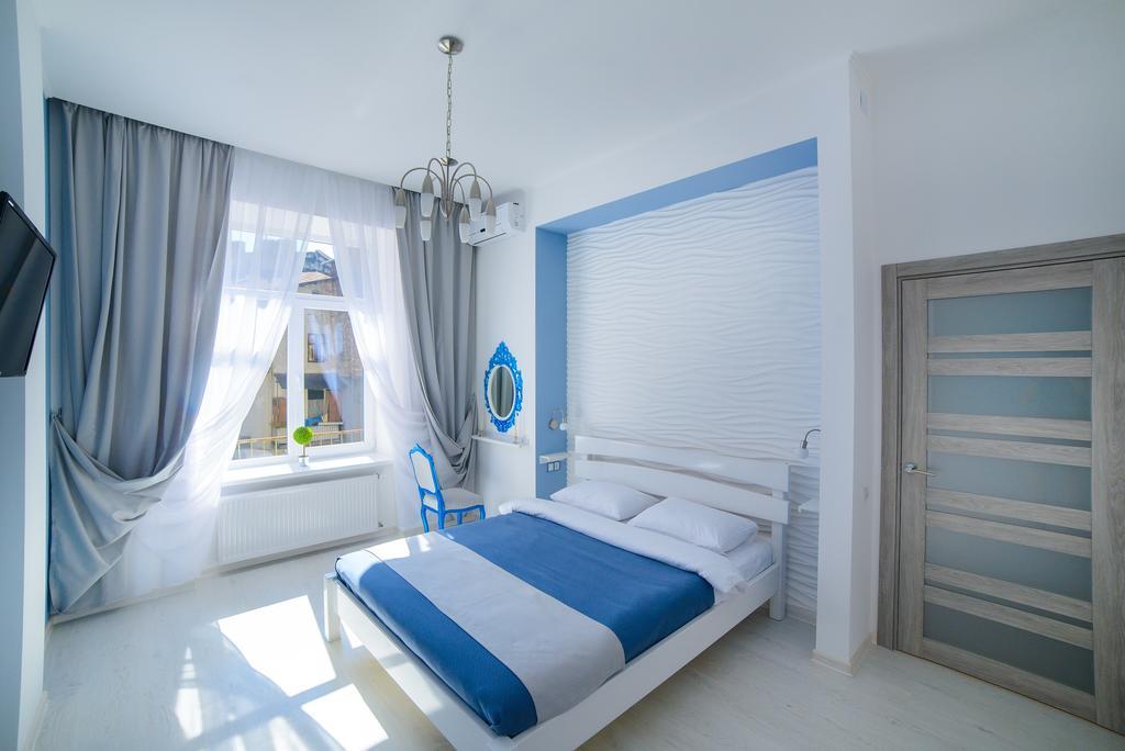 Modern Apartment In Old City Center Lwów Zewnętrze zdjęcie
