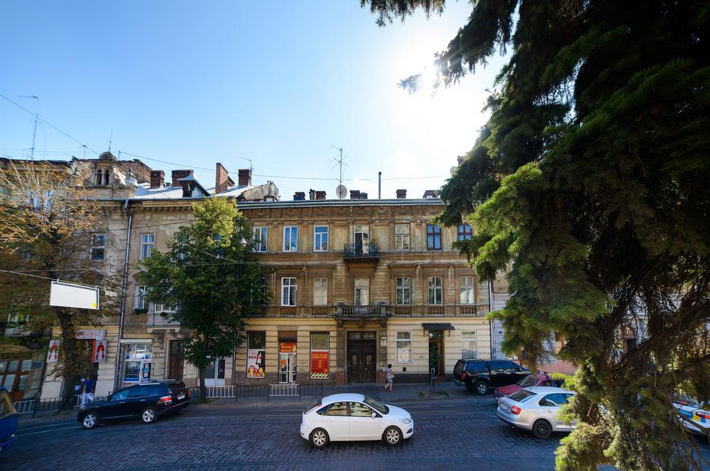 Modern Apartment In Old City Center Lwów Zewnętrze zdjęcie